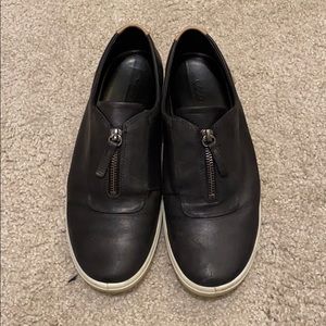 ECCO Women's Soft 7 Zip Ii Sneaker size 9